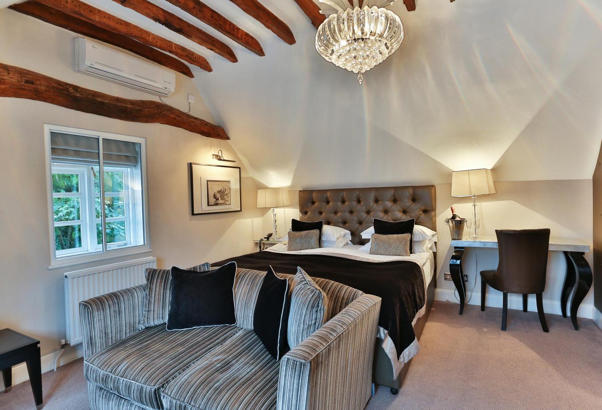 The Inn On The Green Cookham Dean Exterior photo